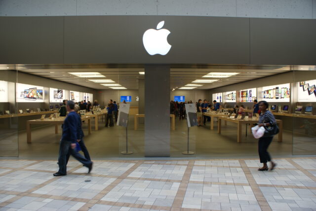 Apple store Ottawa